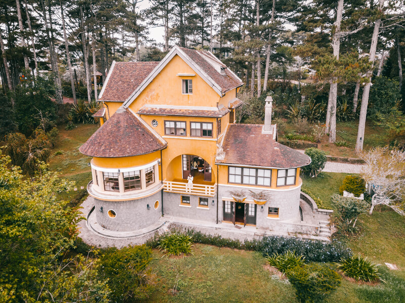 Vẻ đẹp đài các của những biệt thự tại Ana Mandara Villas Dalat Resort & Spa được trân trọng bảo tồn, gìn giữ và trùng tu gần như nguyên vẹn.
