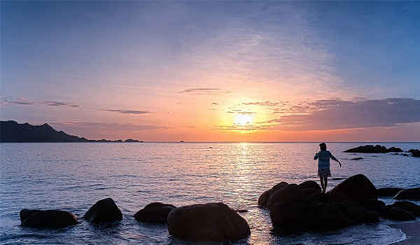 Bãi Chướng, nơi đón bình minh sớm nhất tại Việt Nam