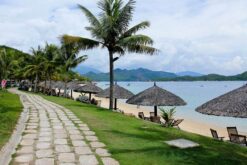 bai-bien-hon-tam-nha-trang