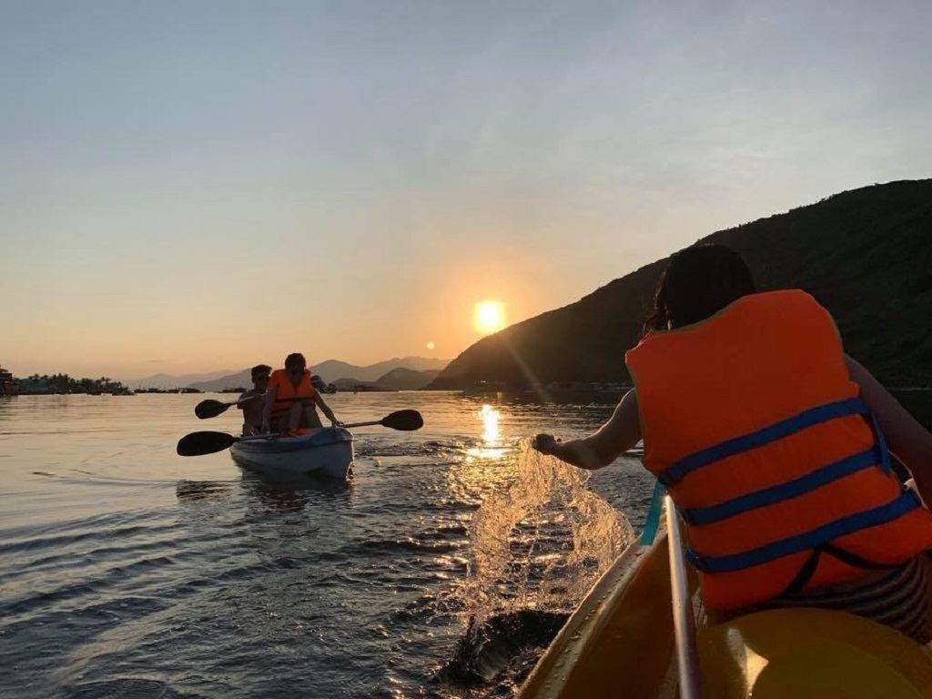 tour ngam hoang hon robinson beach nha trang 04