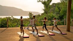 Lớp học Yoga