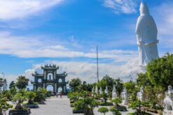 tour da nang hoi an hue 5n5d tau lua 1
