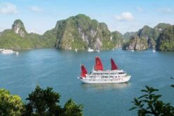 du lich ha noi ha long ninh binh 3