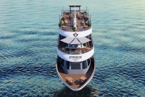 Du thuyền Emperor Cruises Legend ăn tối với tiệc cocktail và ngắm hoàng hôn | Gói cao cấp