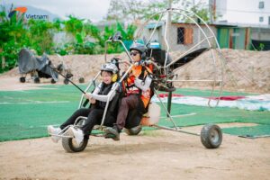 Tour bay dù có động cơ (Paramotor) và đạp xe khám phá làng quê Nha Trang