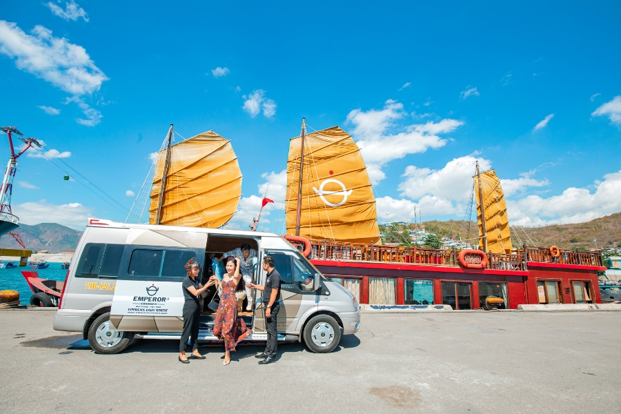 tour nha trang 4n3d trai nghiem du thuyen kham pha ninh thuan 9
