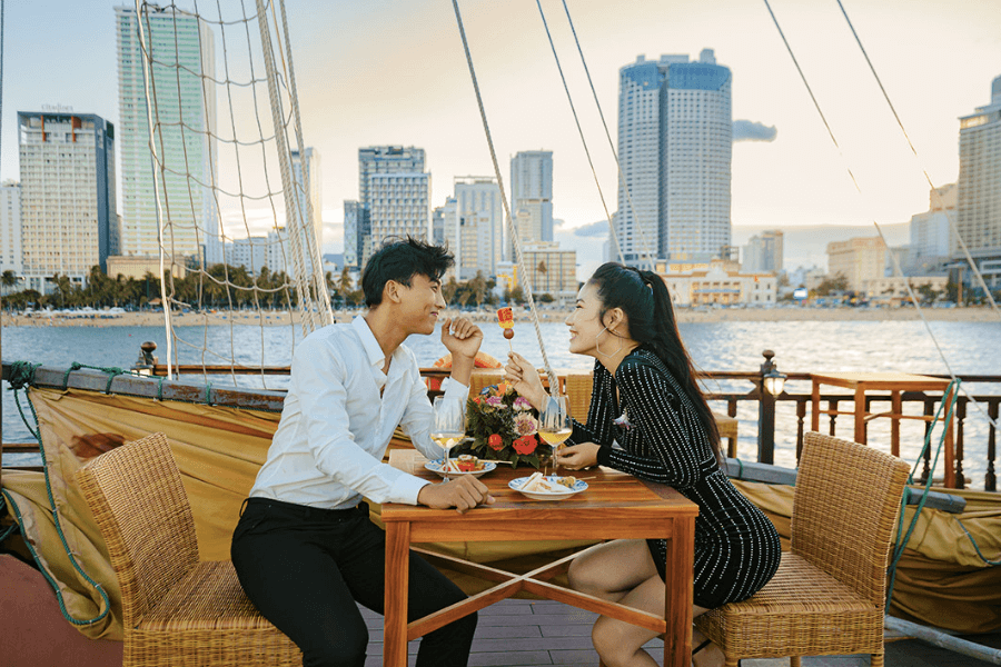 1 ngay o nha trang nen di dau2011