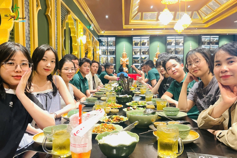 3n2d tour doan cong ty tanu208