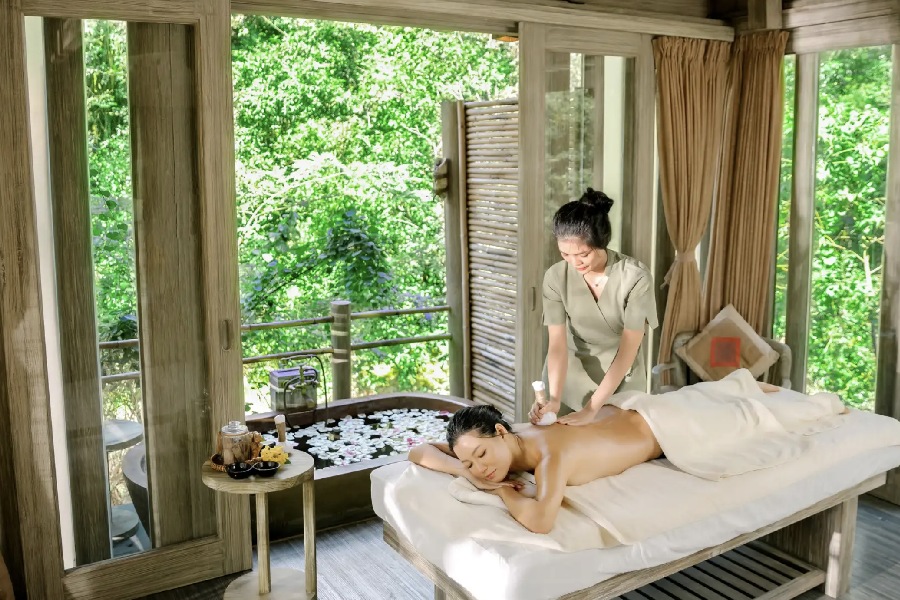 an lam retreats ninh van bay 13