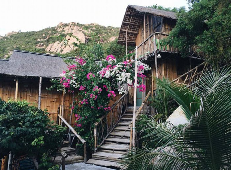 Vẻ đẹp kiến trúc hòa quyện với thiên nhiên tại khu nhà gỗ