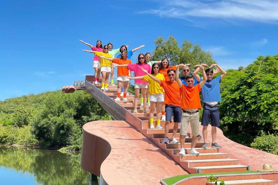 Khu du lịch Suối Hoa Lan thích hợp cho những hoạt động team building khá phá thiên nhiên