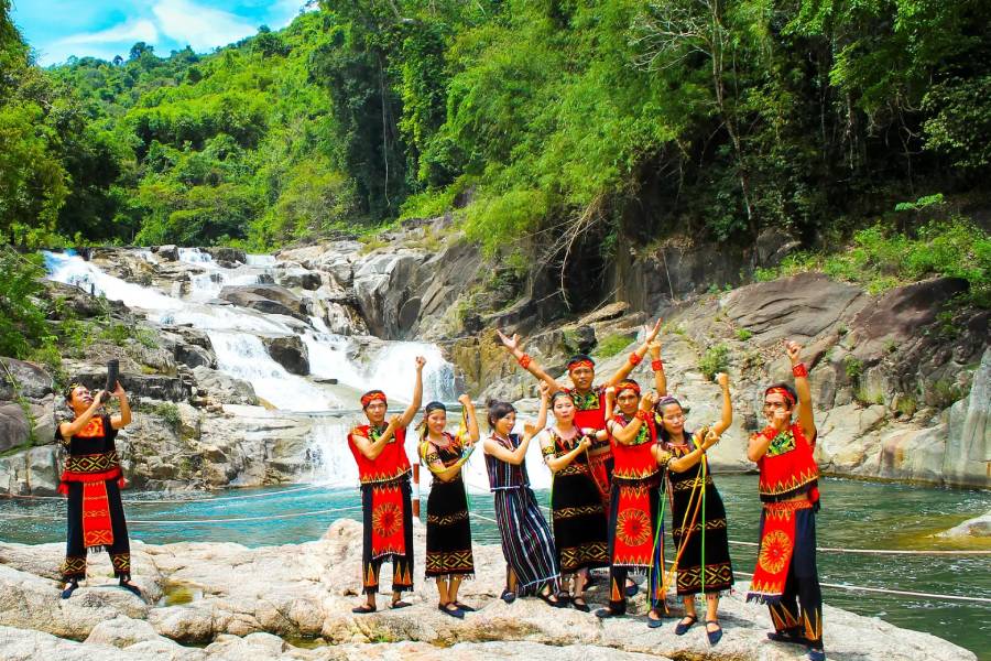 YangBay cung cấp một loạt các hoạt động Team Building thú vị và đầy thách thức