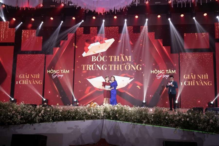 cong ty chuyen to chuc su kien tai nha trang208
