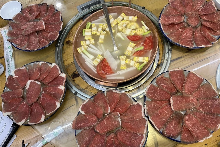 Món lẩu bò nóng hổi siêu hợp cho mùa đông Cửu Trại Câu