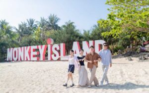 Kinh nghiệm đi Đảo Khỉ Nha Trang: Hành trình khám phá vương quốc khỉ