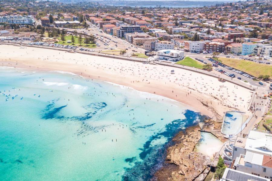 Những bãi biển xanh trong của mùa hè Sydney