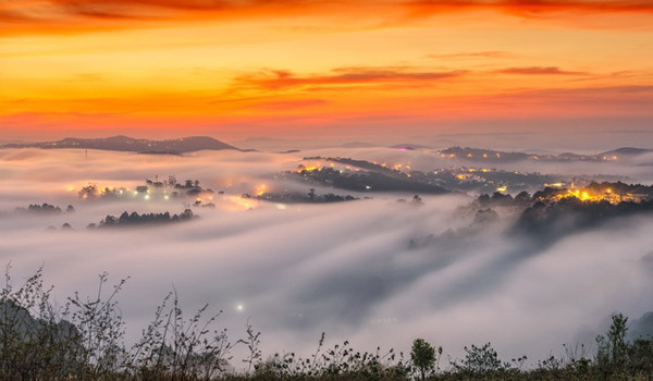 5 - 5h30 giờ sáng là khung giờ lý tưởng ngắm bình minh khi du lịch Đà Lạt