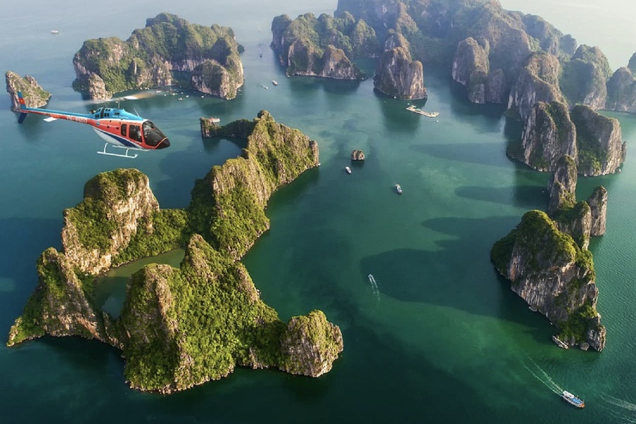 Du lịch hè miền Bắc nên ghé vịnh Hạ Long