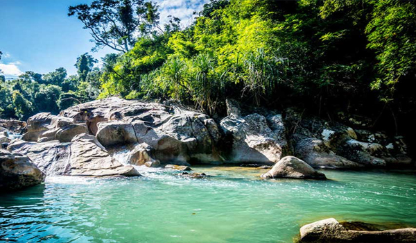 Khám phá thiên nhiên hoang sơ ở Suối Ba Hồ