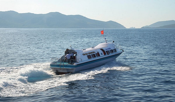 Du lịch Nha Trang Hòn Nội bằng Cano