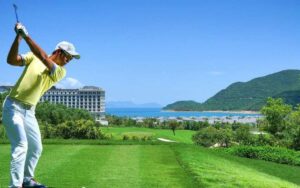 Gói dịch vụ đánh golf tại Nha Trang gồm có những gì?