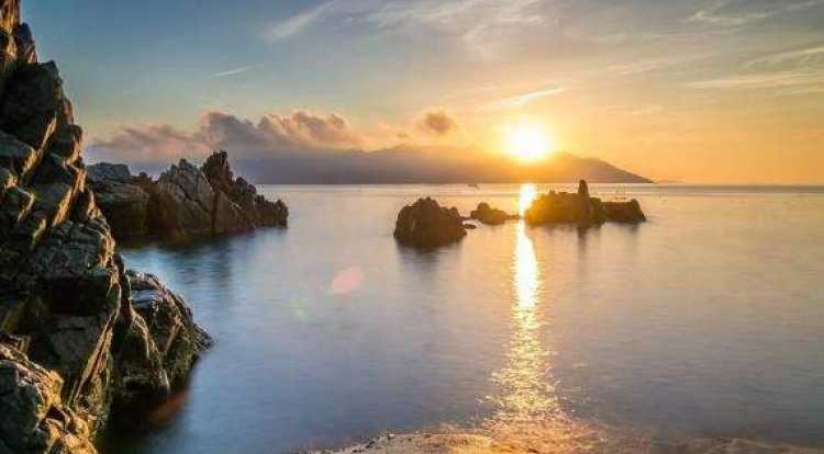 hoang-hon-tren-dao-robinson Ngắm trọn khung cảnh hoàng hôn tuyệt đẹp trên ốc đảo Robinson
