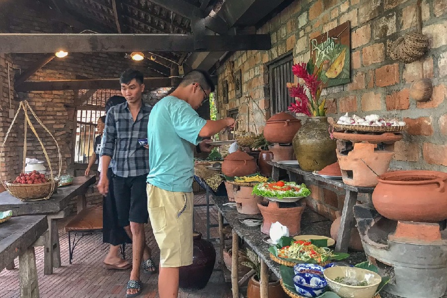kham-pha-tour-trai-nghiem-lang-que-8 kham pha tour trai nghiem lang que 8