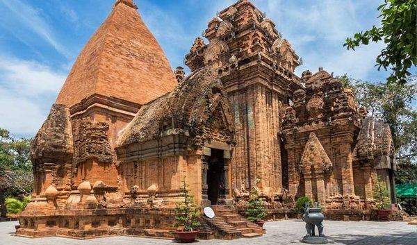 Tháp Bà Po Nagar đặc trưng văn hóa Chăm Pa tại Nha Trang