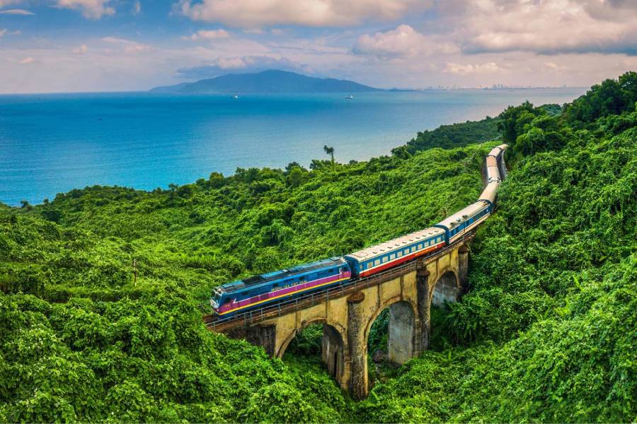 Nên một lần trải nghiệm cung đường tàu hỏa đẹp nhất Việt Nam