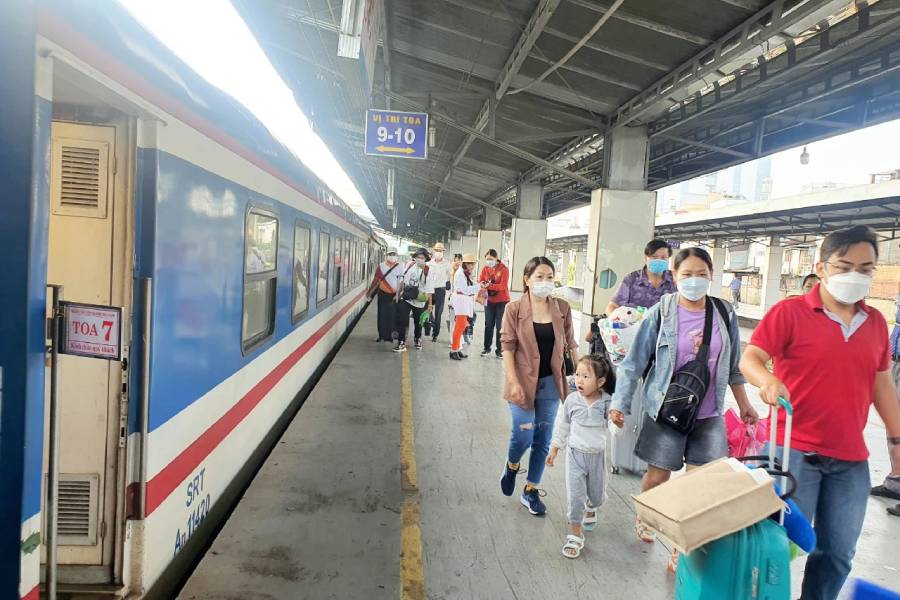Nhược điểm khi di chuyển bằng tàu hỏa đó là “chậm”