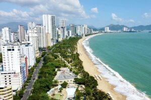 nen di du lich he o da nang hay nha trang 1