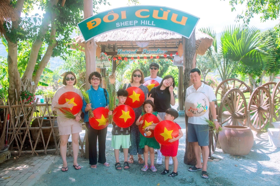 nhatrangtourist moi hop tac to chua tour du lich208