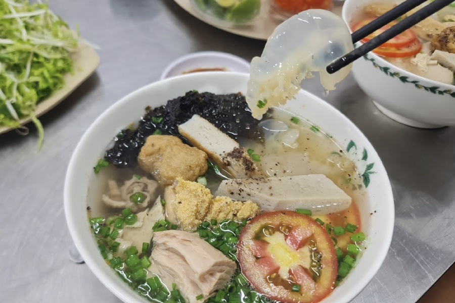 Quán bún chả cá Nha Trang ngon Tuyết Hà