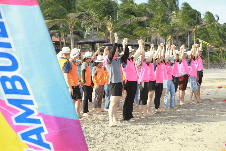 review tour tham quan team building mui ne 3n2d2016