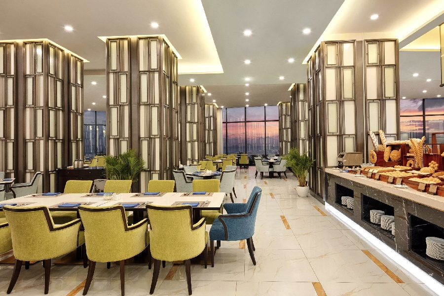 review-vinpearl-beachfront-nha-trang-6 Nhà hàng ẩm thực với nhiều món ngon
