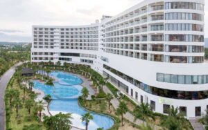 tan huong ky nghi tet tron ven tai Selectum Noa Resort Cam Ranh 1 1200x750 1