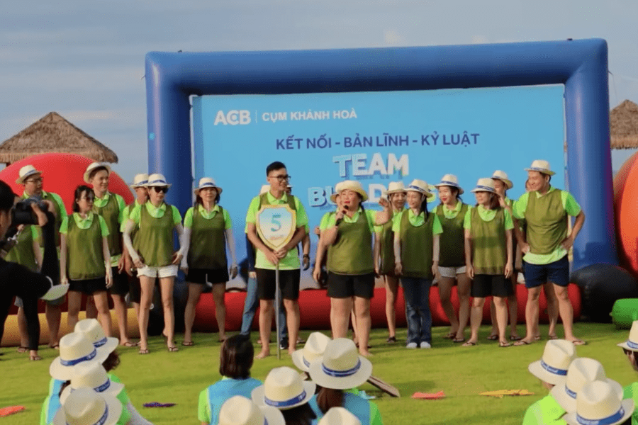 team building ngan hang acb khanh hoa206