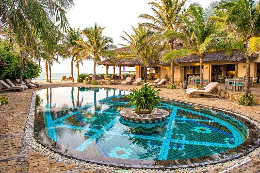 top-resort-5-sao-sang-trong-bac-nhat-nha-trang-4 Mia Resort có kiến trúc độc đáo kết hợp giữa truyền thống và hiện đại