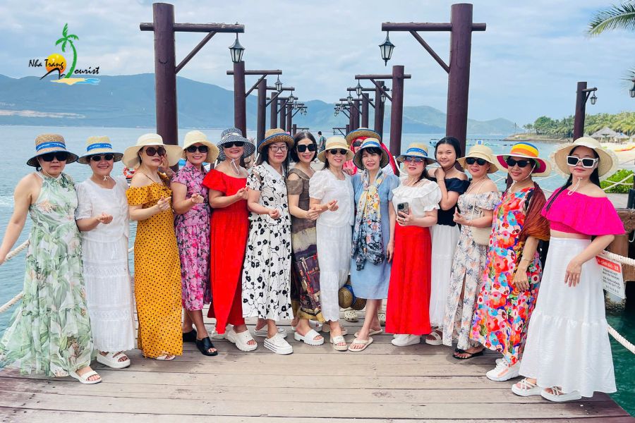 tour nha trang 2n1d ms huong205