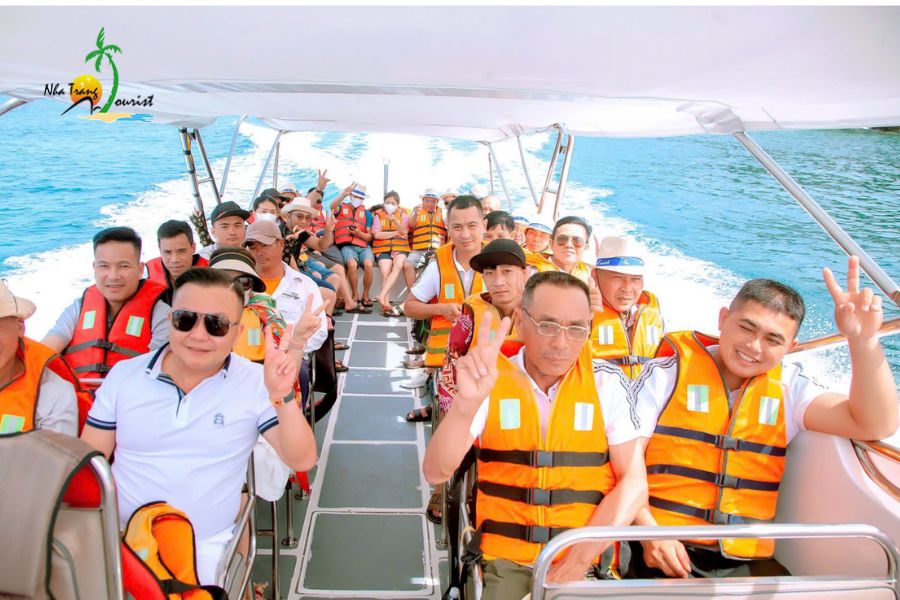 tour nha trang 3n2d doan dai phat207