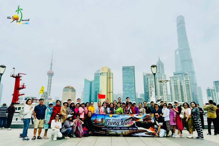 trai nghiem tour bac kinh to chau thuong hai203