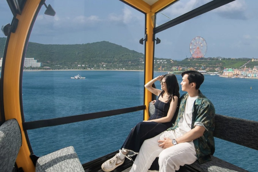 Trải nghiệm cáp treo thú vị đến Vinpearl Harbour