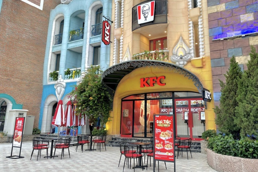 Khu ẩm thực đa dạng món ngon và sự lựa chọn