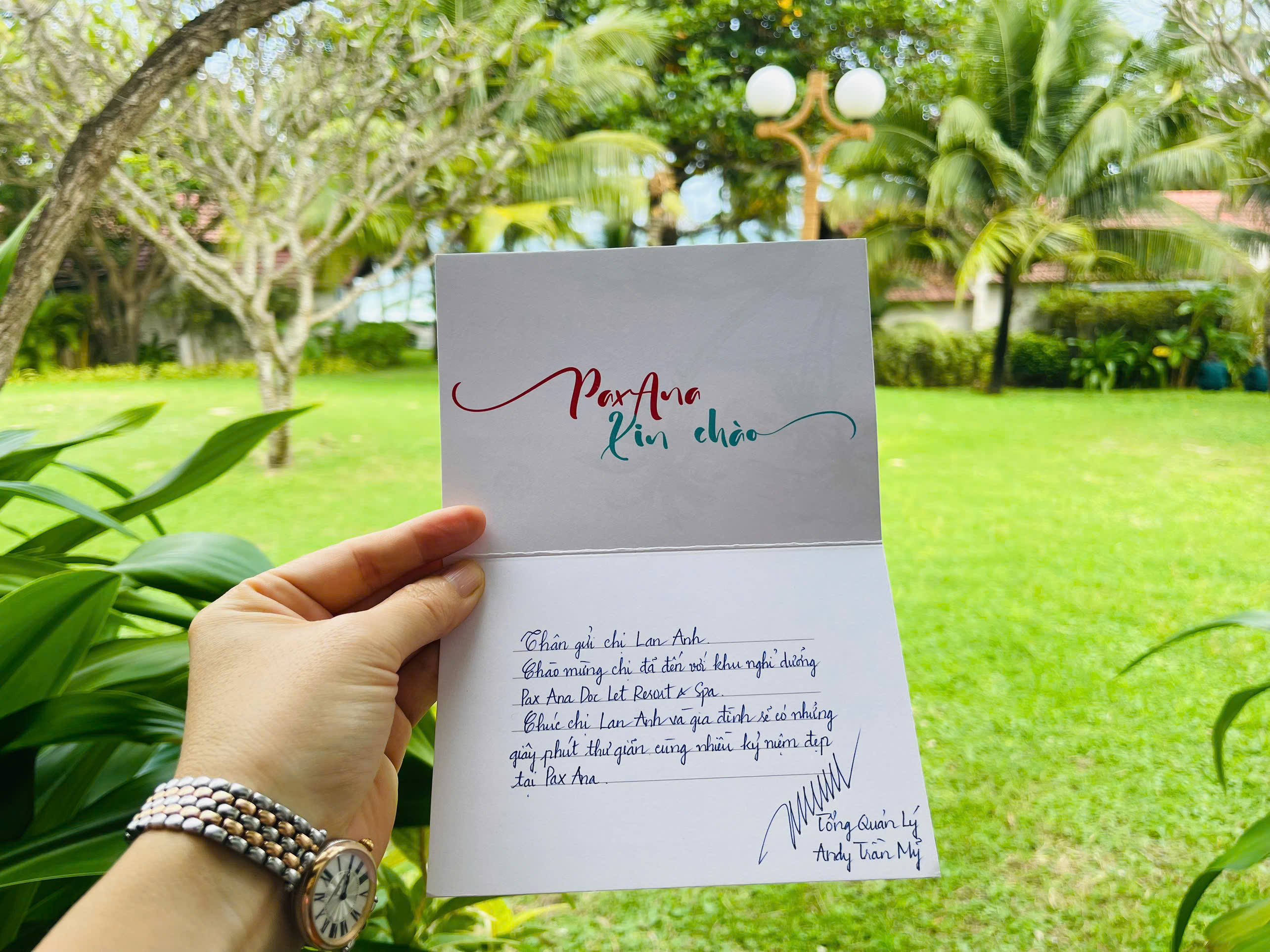 1861372171098846351