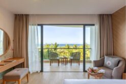 dat phong selectum noa resort cam ranh le 30 4 9