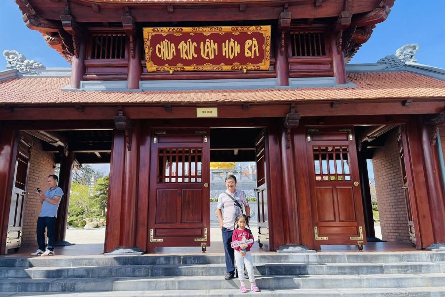 Tour tham quan Trúc Lâm Hòn Bà - Kong Forest - Mộ Bác Sĩ Yersin 1 ngày 21 tour truc lam hon ba kong forest mo bac si yersin 3