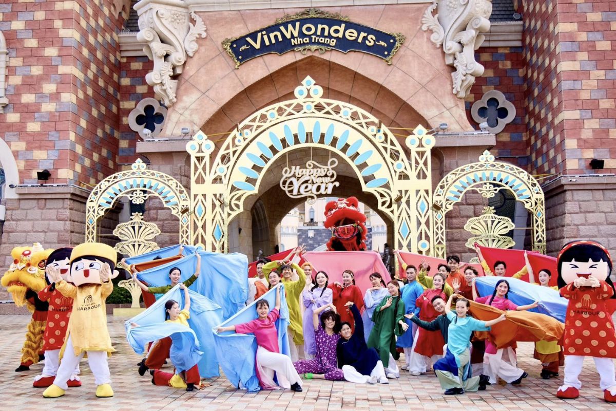 Tận hưởng kỳ nghỉ trọn niềm vui tại VinWonders