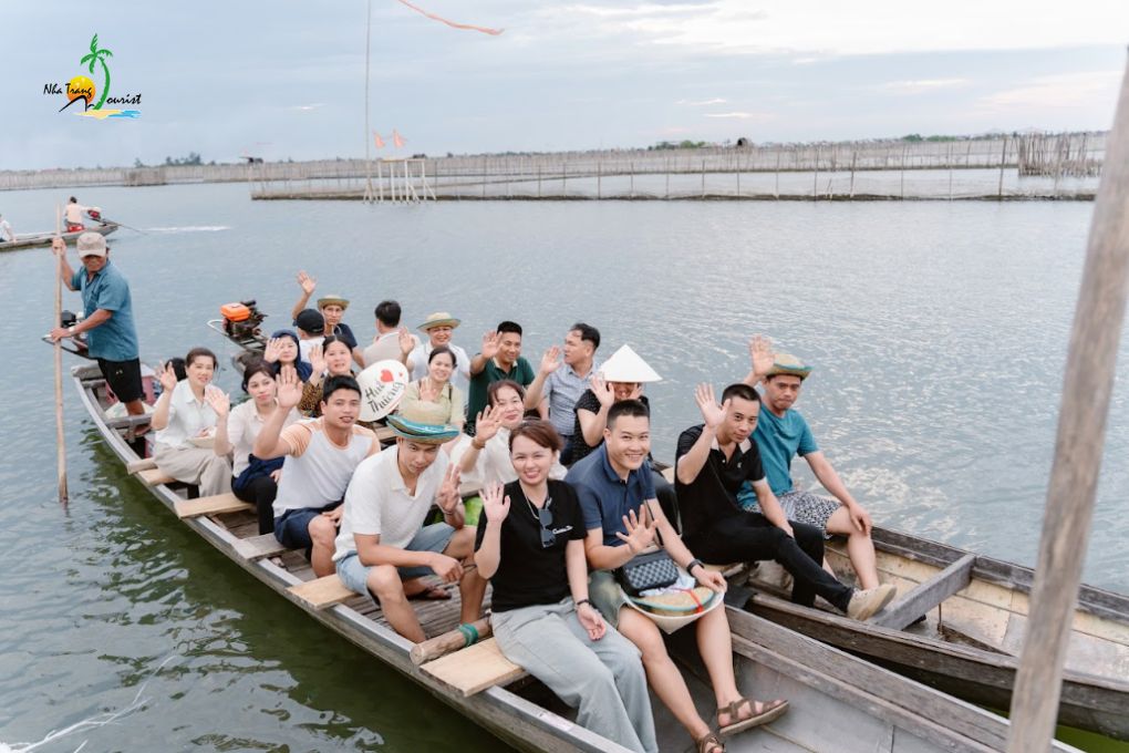 DOVAN Bắc Giang - Hành trình trở lại với NhaTrangTourist trong tour Huế thương 3N2Đ - Năm 2026 26 dovan bac giang hanh trinh tro lai hue thuong 3n2d 25