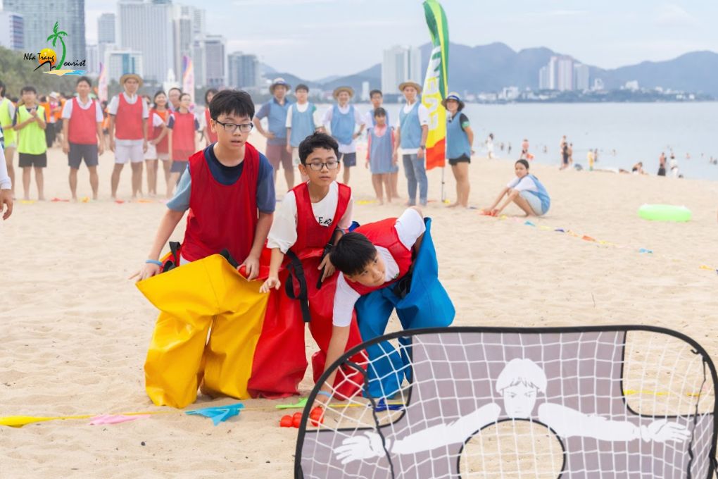 hanh trinh nha trang 3n2d truong chuyen tran dai nghia 6