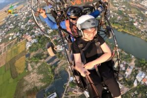 Bay dù lượn Fly Nha Trang: Paragliding (dù bay tự do) và Paramotor (dù bay có động cơ)